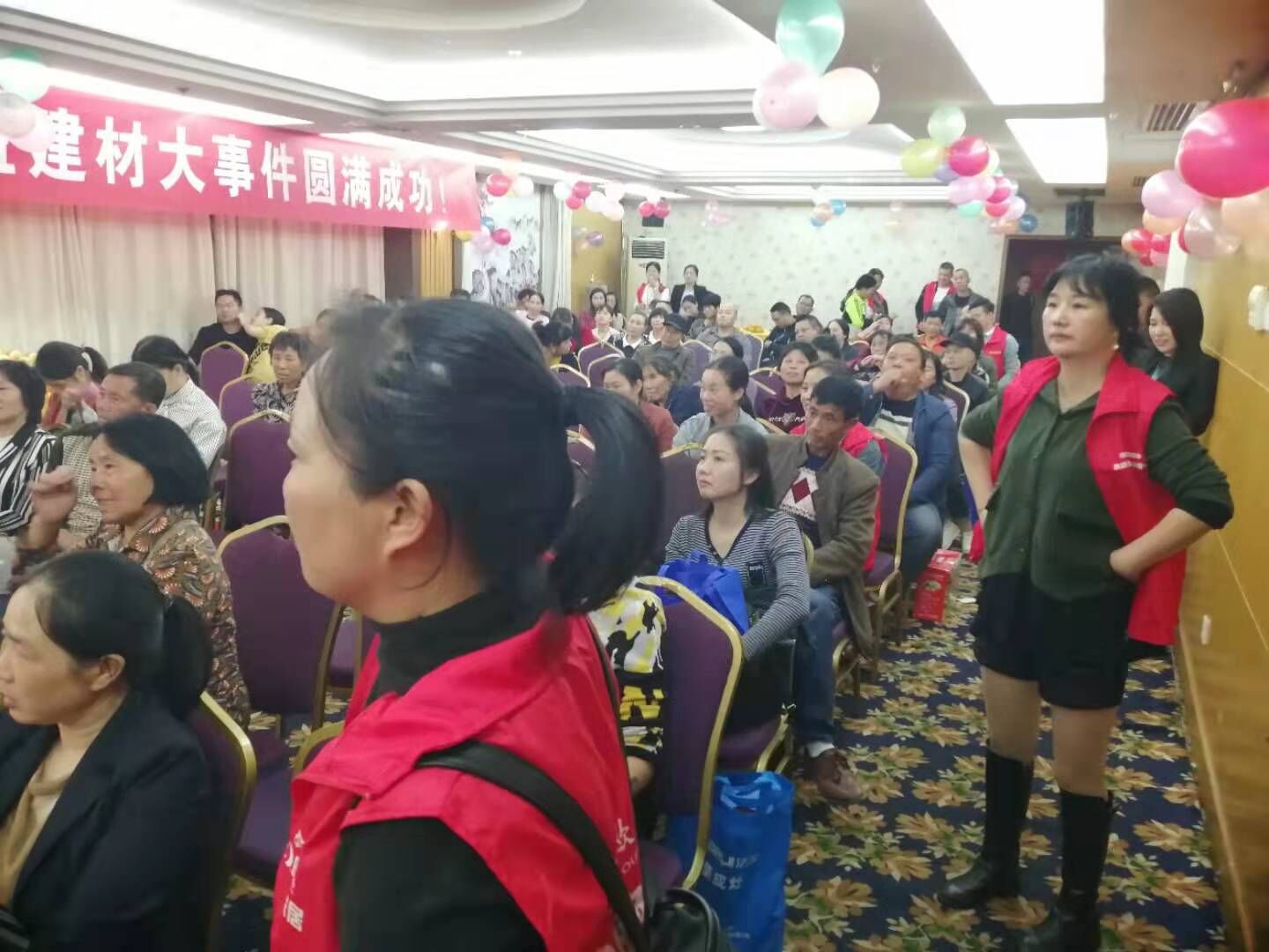 攸縣建材大事件完滿落幕，法瑞集成灶燃爆全場(chǎng)！